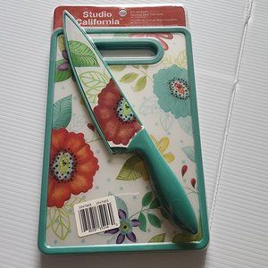 NWT Studio California Knife (with sheath) and Cutting Board Set